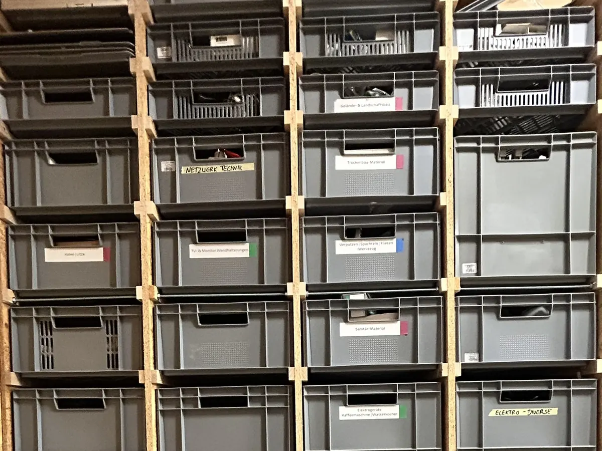 RACK STORE 64 in OSB in the basement – four bays, floor to ceiling